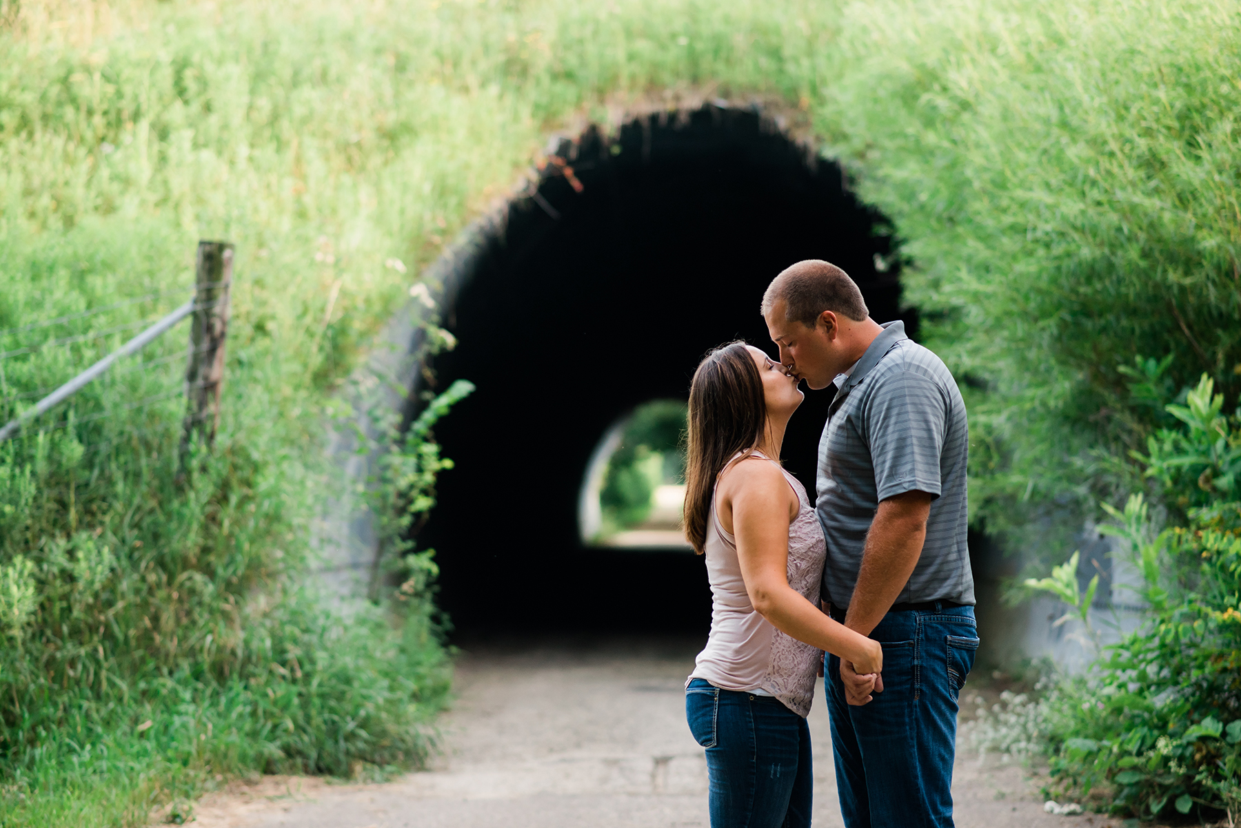 Farmstead Wisconsin Engagement Session Ruxin John Photography09
