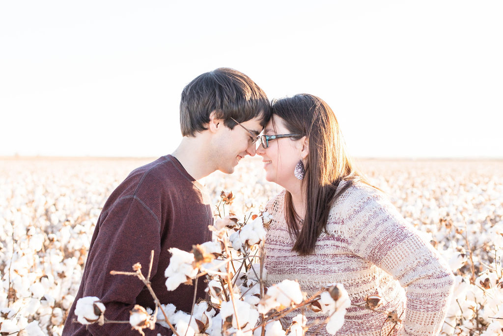 Relaxed Texas Engagement Session in a Cotton Field