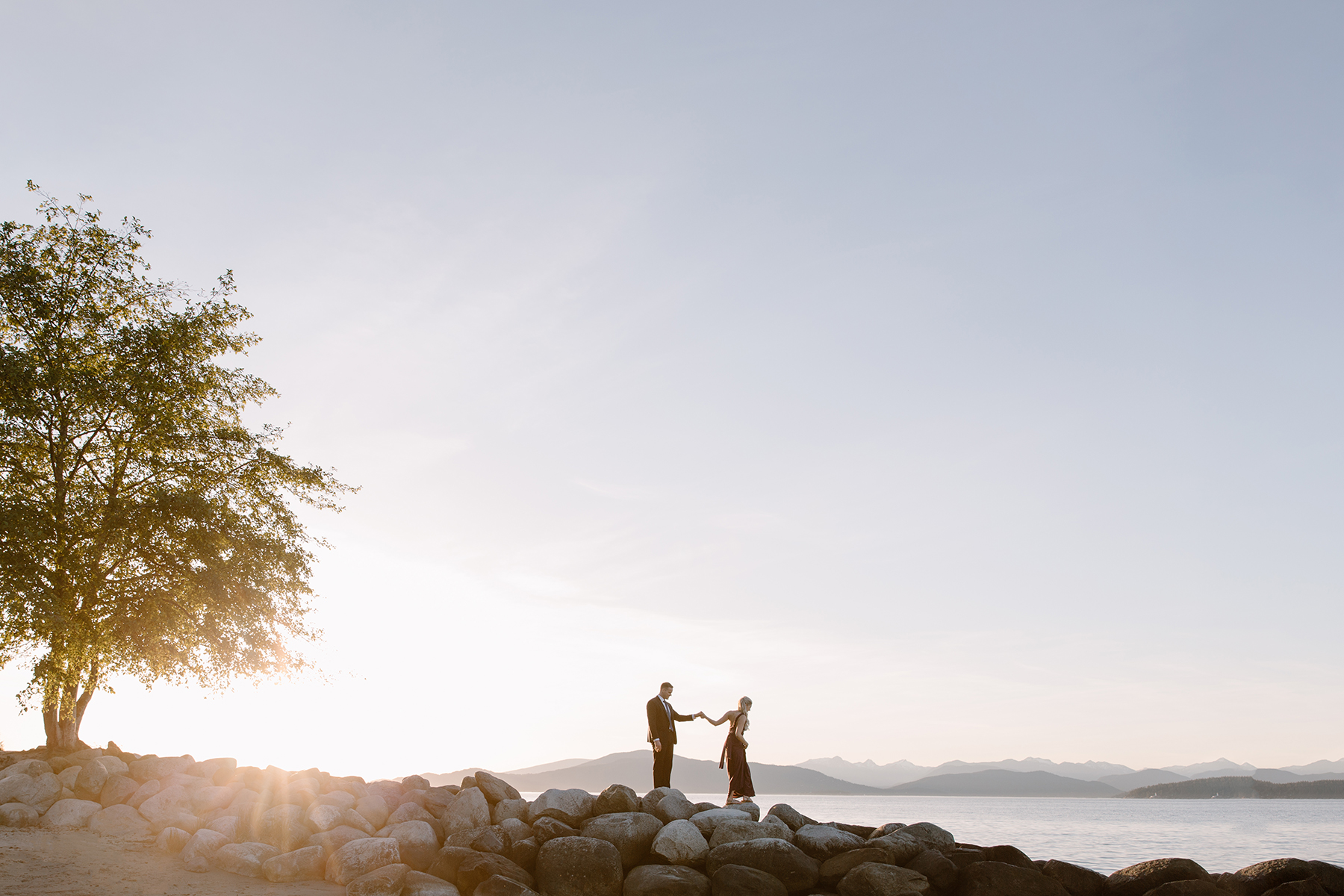 Woodsy and Coastal Engagement Session in Vancouver Karizma Photography09