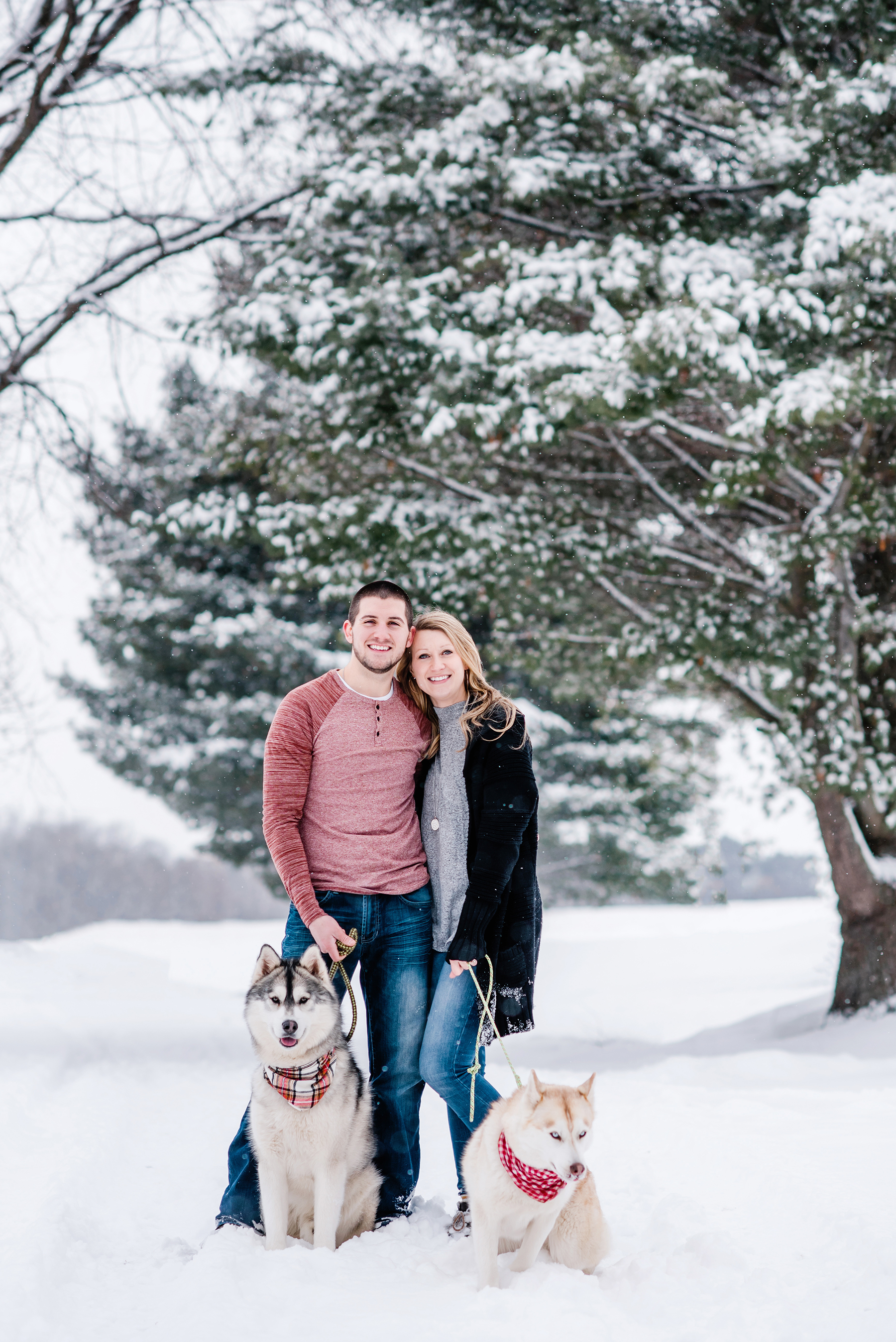 Snowy Wisconsin Engagement Session Ruxin John Photography04
